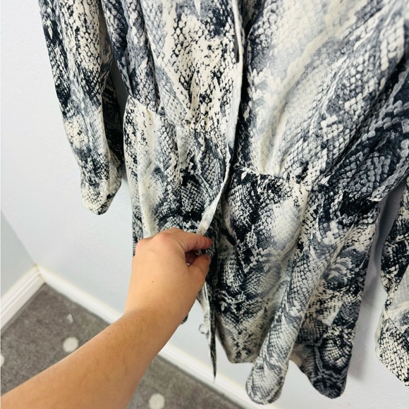 Zara Black Grey White Python Snake Print Button Down Long Sleeve Dress - Picture 6 of 10